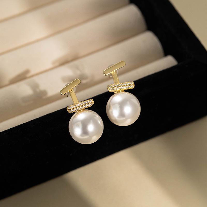 Elegante Franse Hepburn Parel & Zirkonia Oorbellen: Tweerichtingskleding voor dames