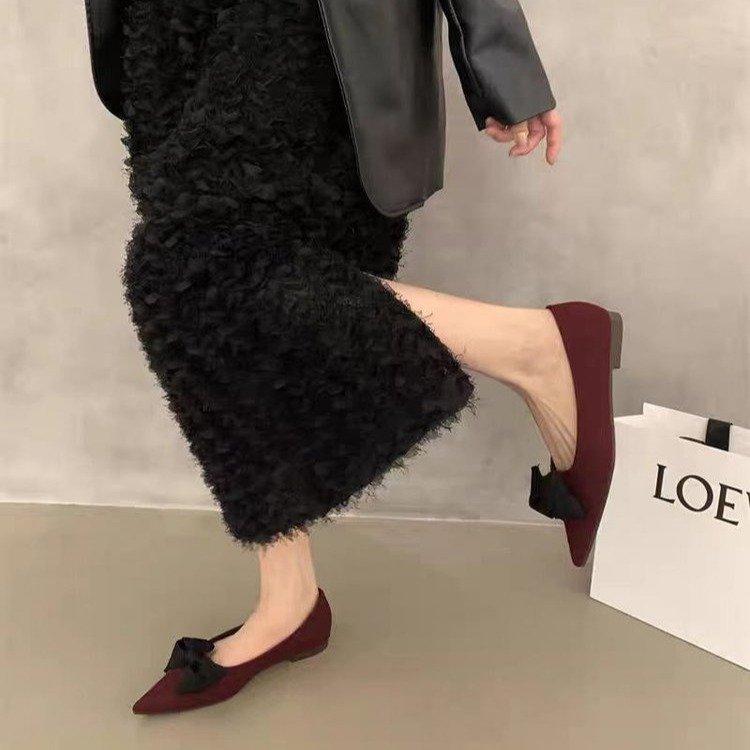 [Youshilai] Pointed Bow Temperament Single Shoe Women's 2025 Winter New Shallow Mouth Casual Versatile One Pedal