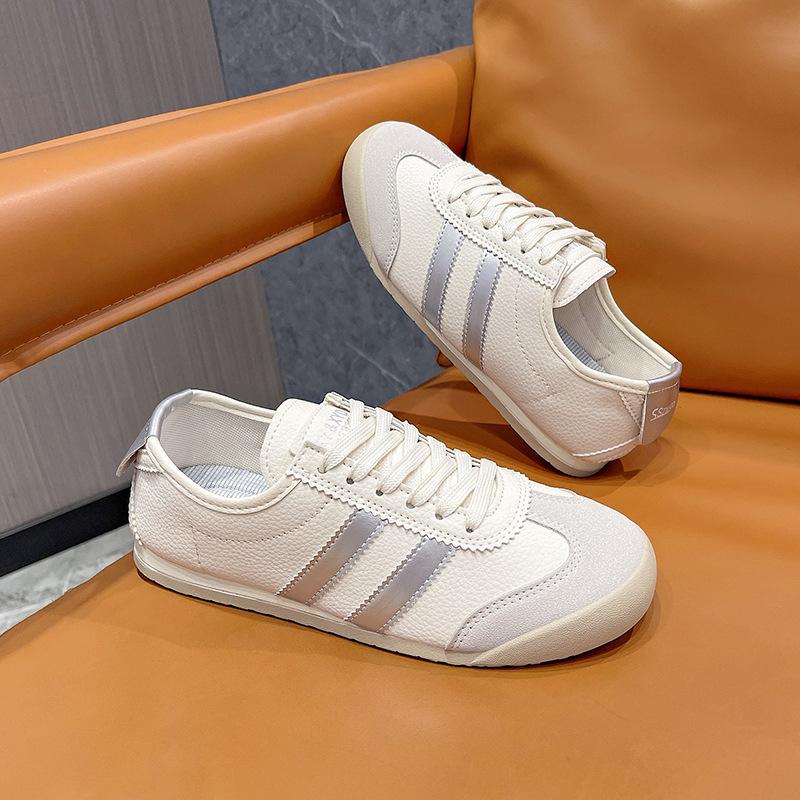 2024 summer new soft leather flat-bottomed casual moral training shoes Korean version of academic jogging Forrest Gump little white women's shoes
