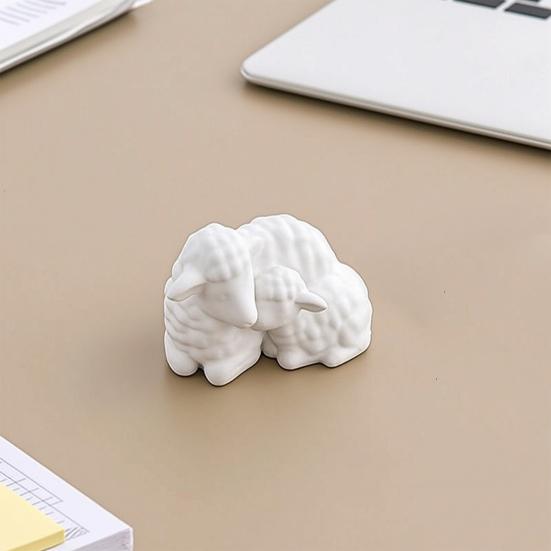 3D Printed Mother and Baby Sheep Figurine, Soft White Desk Decor, Cute Animal Shelf Ornament, Heartwarming Mother's Day & Newborn Gift