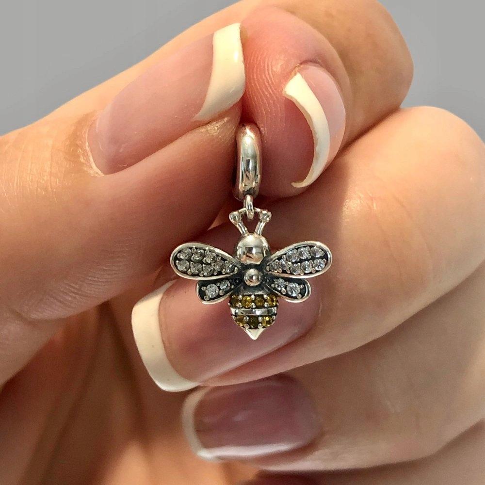 Charms Pszczoła Pszczółka Królowa Przepiękna Zawieszka Na Prezent