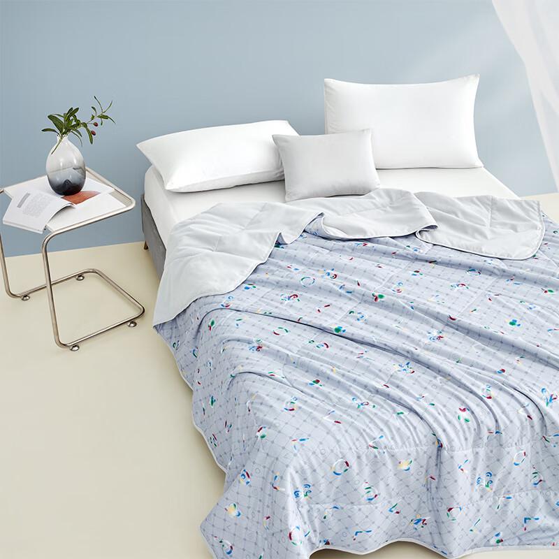 LOVO Alice Louradour Summer Quilt