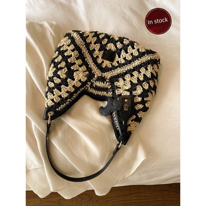 

South Wind Chio2nd Mongkok Beach Contrast Color Woven Bag