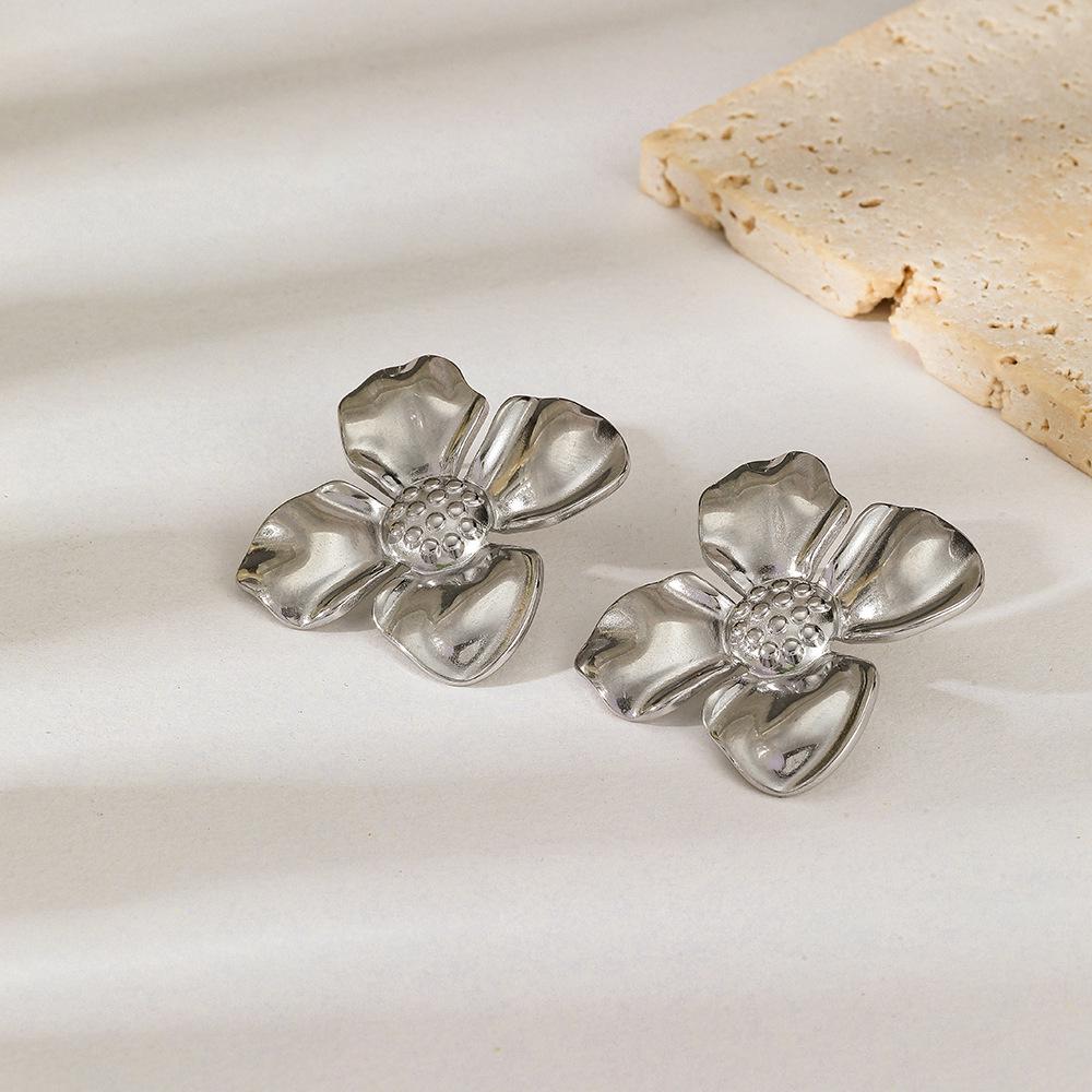 18K Gold-Plated Flower Earrings: Fresh, Sweet, Pastoral Style Studs In Stainless Steel