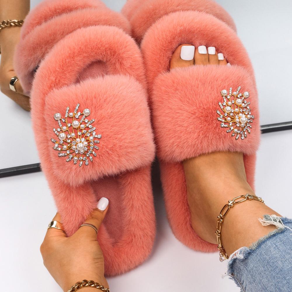 faux fur fluffy slides
