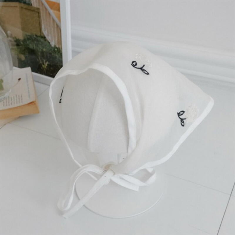 Women s Flower SS Triangle Hood A33631_Ivory