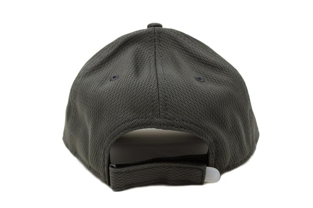 New Era 9FORTY Performance Dash Adjustable Mesh Cap in GRAPHITE