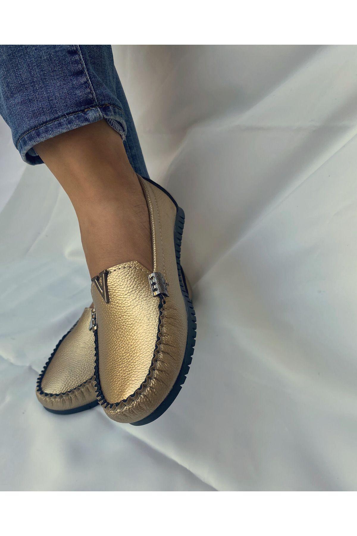 

Женская мода Балерина из искусственной кожи на плоском каблуке Балерина Стильная удобная повседневная удобная подошва Черные, бежевые, золотистые, золотистые туфли 39