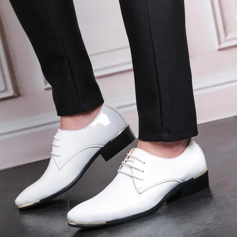 Fashion Men Red Business Derby Gentleman Oxford Mens White Men Party Shoes for Men Dress Shoe Banquet Wedding Shoes