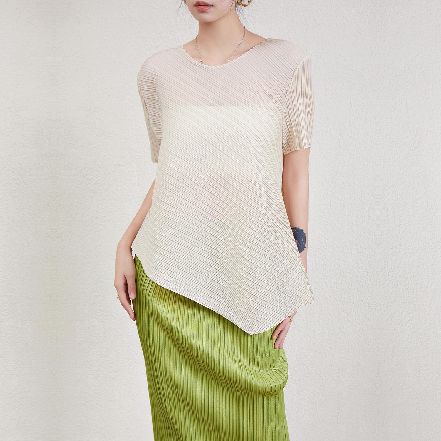 

Плиссированная женская летняя футболка с коротким рукавом и неровным подолом One Size