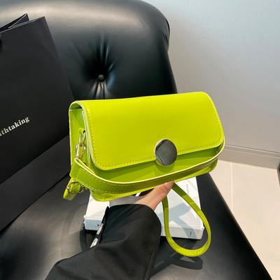 Solid Color Simple Foreign Style Handbag 2025 Spring New Versatile Ins Shoulder Messenger Bag Temperament Small Square Bag Women