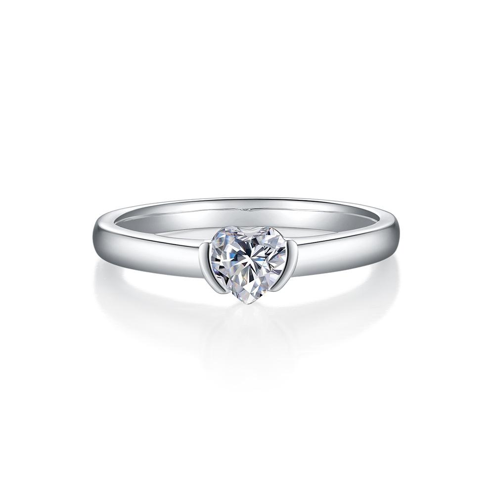Small Fresh S925 Silver Inlaid Heart-Shaped Moissanite Ring Women S Sterling Silver 0.5Ct Diamond Ring Love Ring us size 5