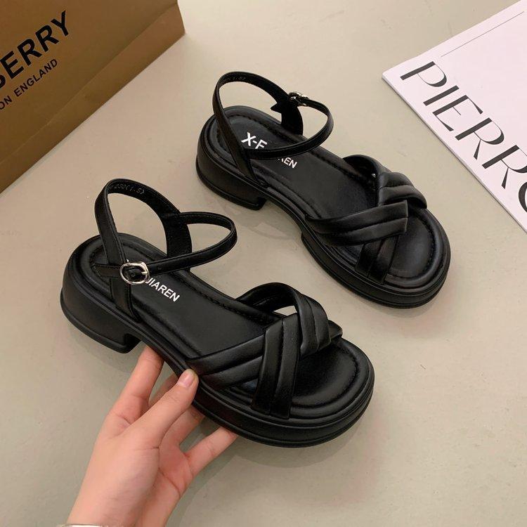 

New platform buckle sandals women s summer retro platform niche shoes 35 чорний