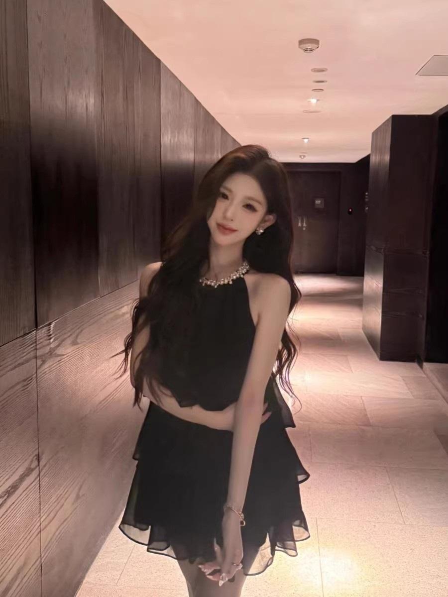 Hepburn style little black dress birthday dress high sense daughter style miu wear pearl neck black dress S