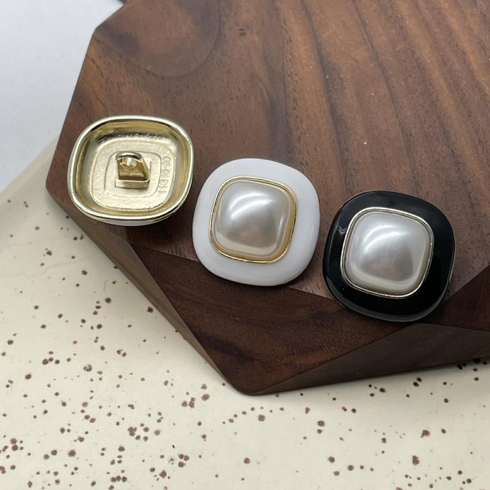 50pcs Fashionable Pillow-like Buttons Large Pearl 18/20/23mm Metal Shank Buttons Clothing DIY Accessories