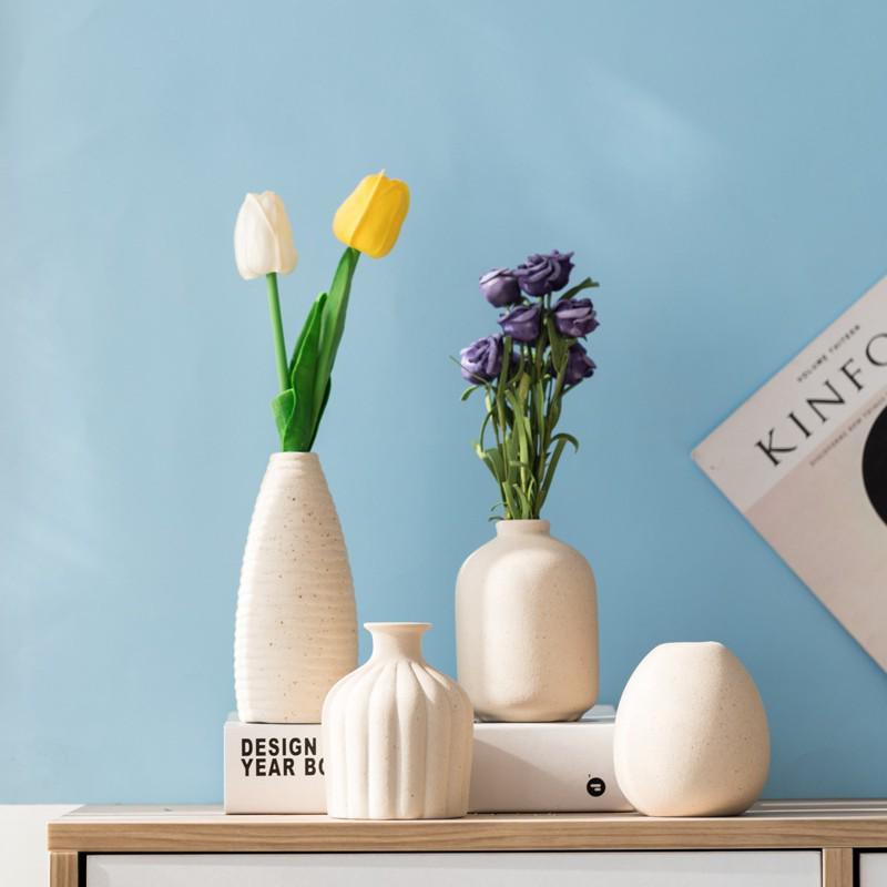 Rust-Colored Nordic Retro Ceramic Vase with Black Spots