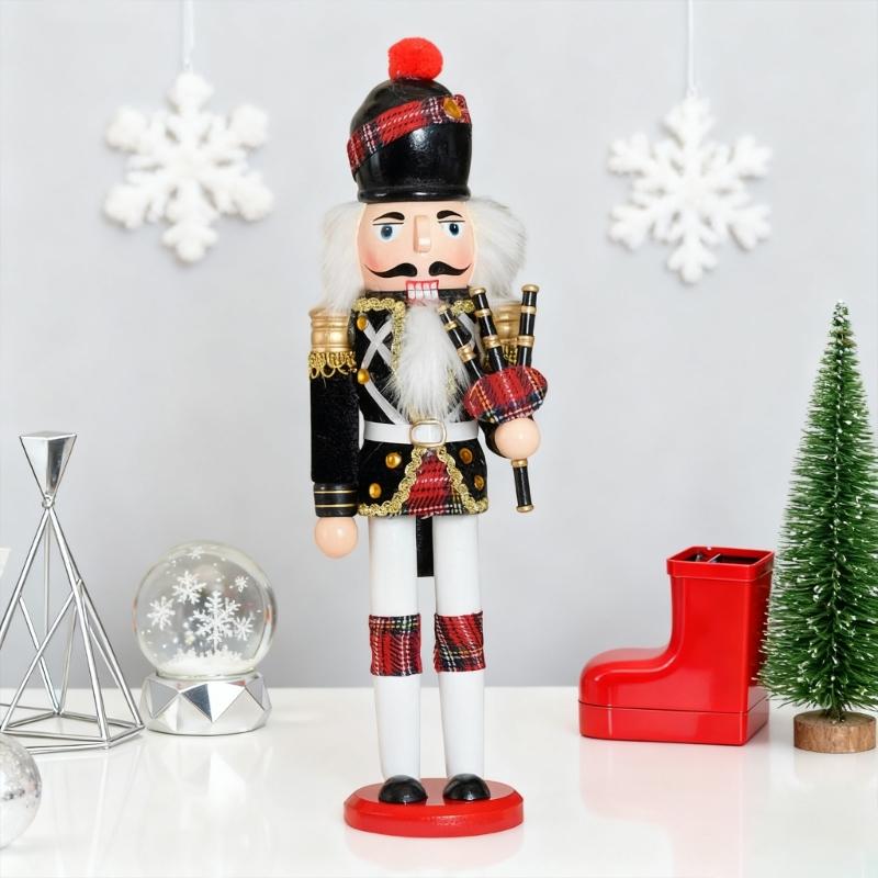 Natural Wood Nutcrackers Statue Ornament 30cm Tall Bagpipe Drummer Soldier Figure Home Decoration For Family Festivities