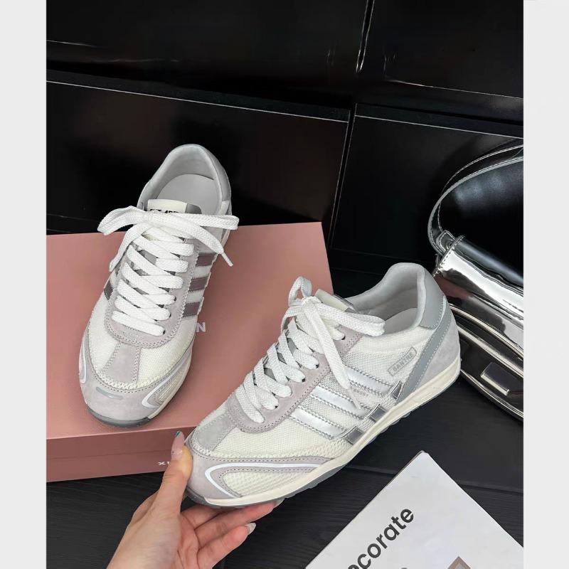 

Niche design sense of inner height increase women s summer color matching breathable retro casual shoes 40