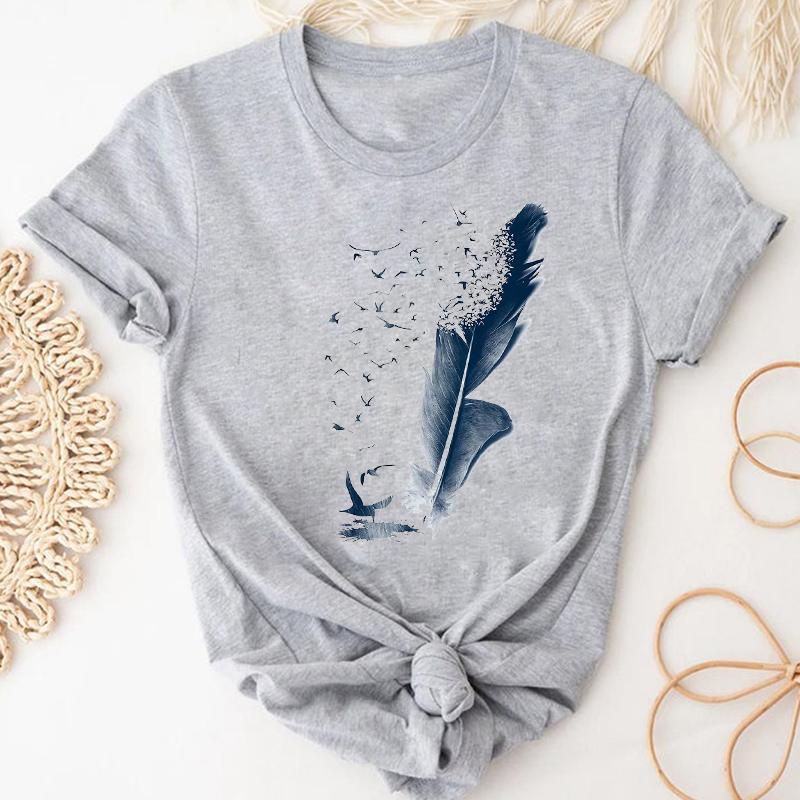 (Asian Size) Watercolor Feather Vintage Bird Women Print Short Sleeve Tee Top Fashion Tshirt Clothing Casual Summer Lady Female Graphic T-shirt
