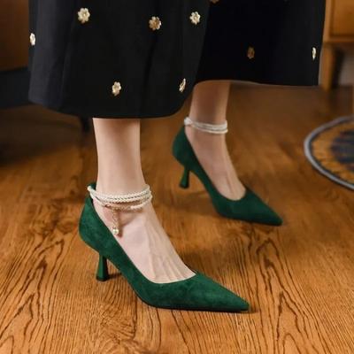Scarpe Décolleté Retrò Francesi Primavera/Autunno Nuove Tacchi Sottili a Punta Design Slip-On con Perle Scarpe da Lavoro per Ufficio e Carriera
