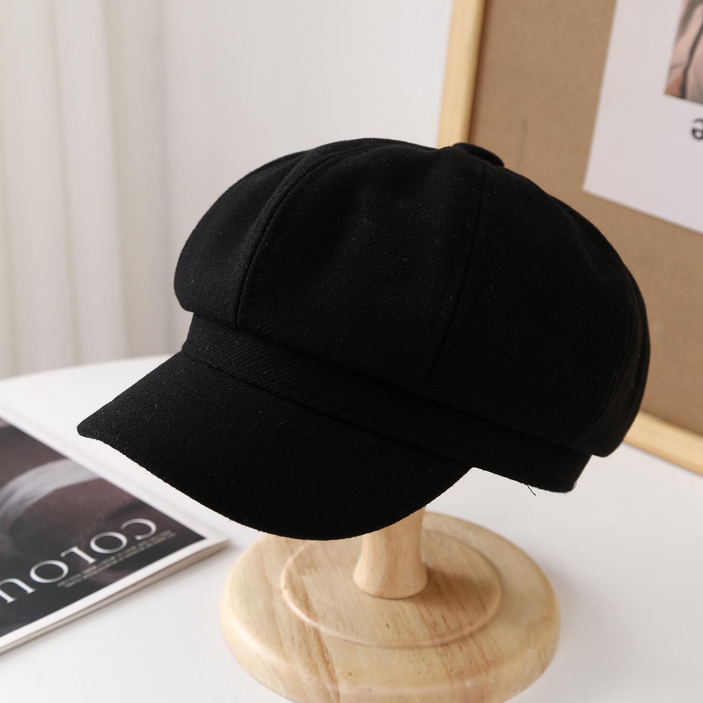 

Winter Beret for Women - Cold-Proof Painter Style Hat, Thickened Octagonal Newsboy Cap, Vintage Warm Keep Winter Headwear New M