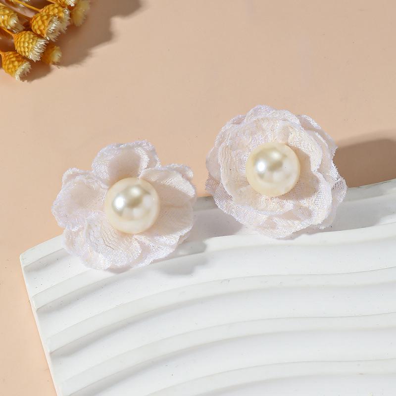 Korean Lace Flower Pearl Stud Earrings - Versatile Fashion Accessory for Women