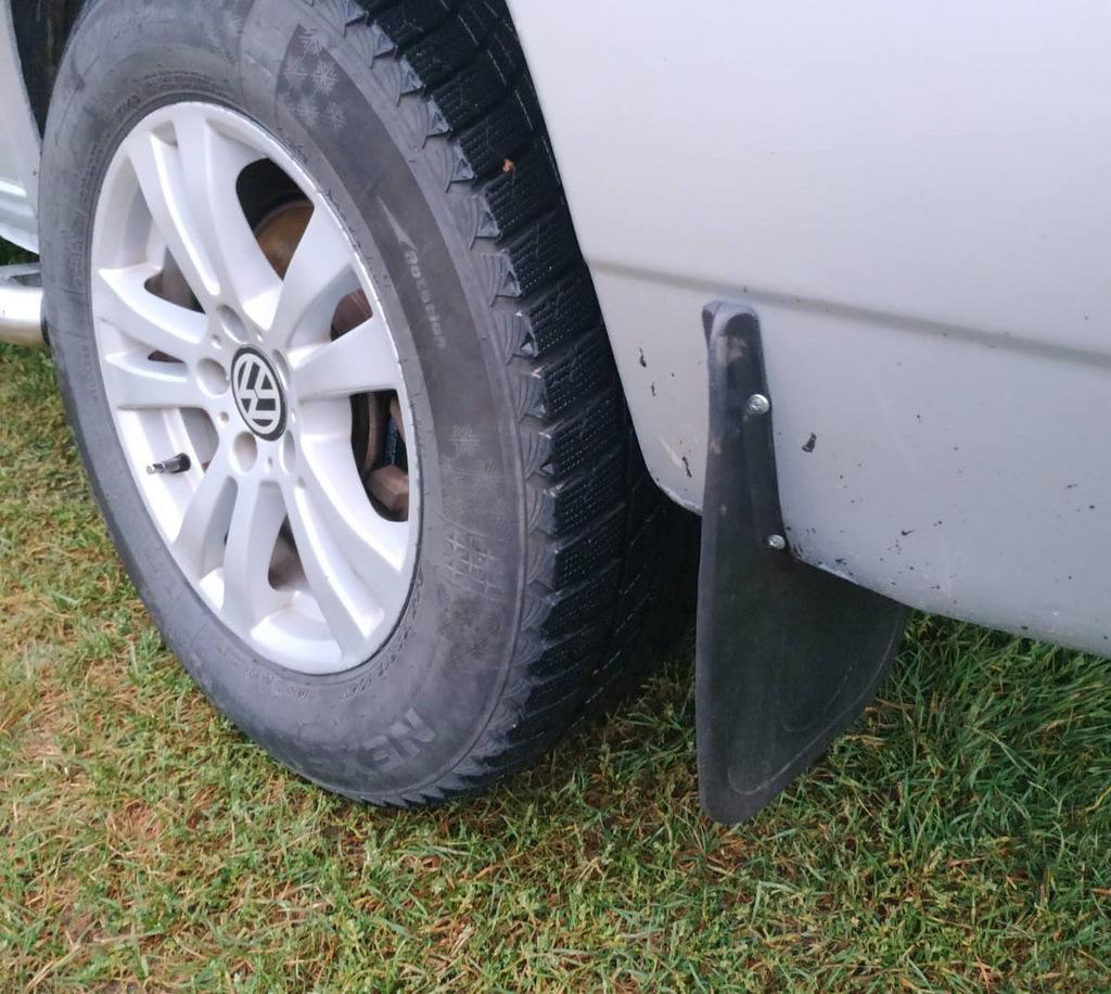 Spritzlappensatz im Originalstil (4 Dinge) für Volkswagen T4 Transporter