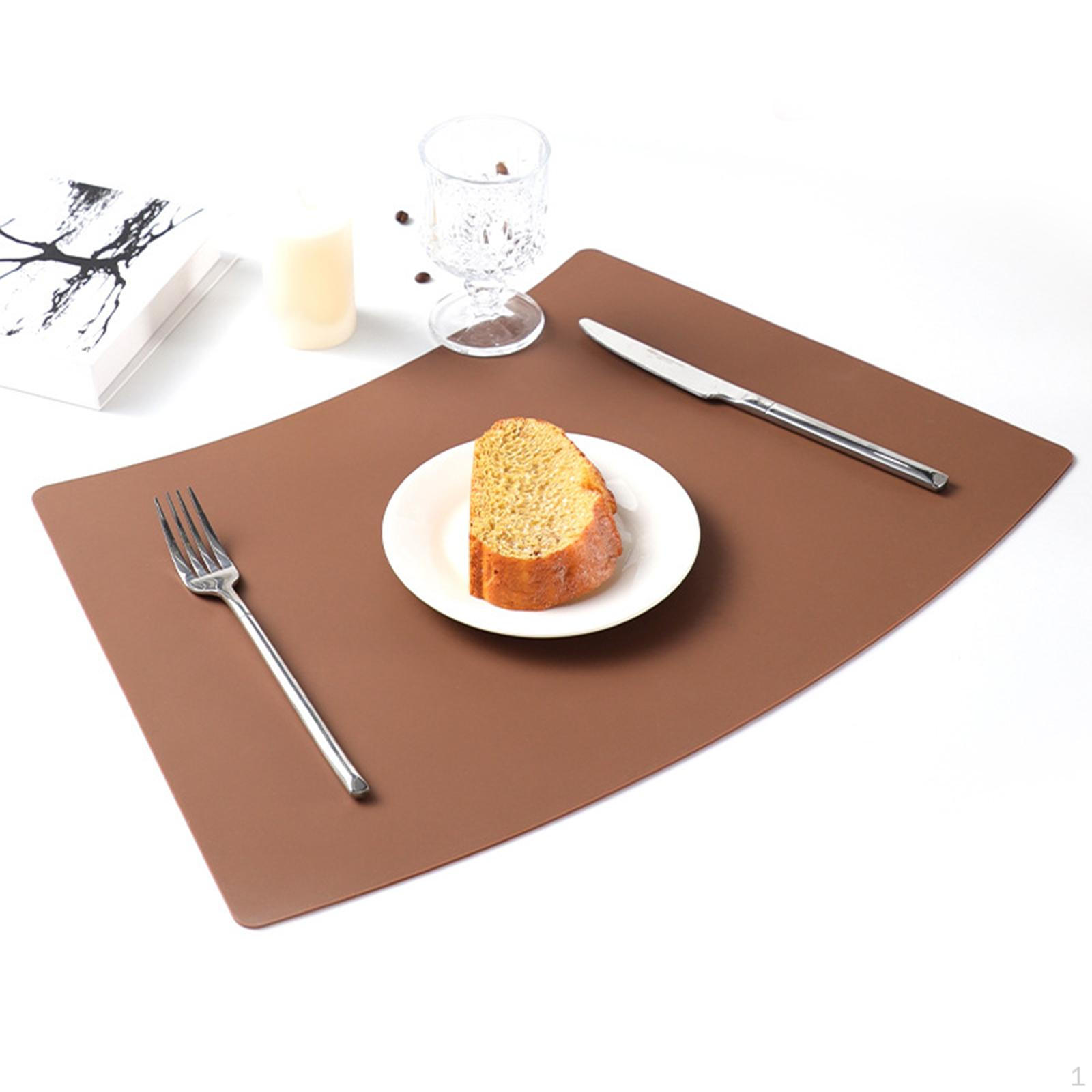 

Силиконовый коврик для стола для использования в помещении и на открытом воздухе коричневый