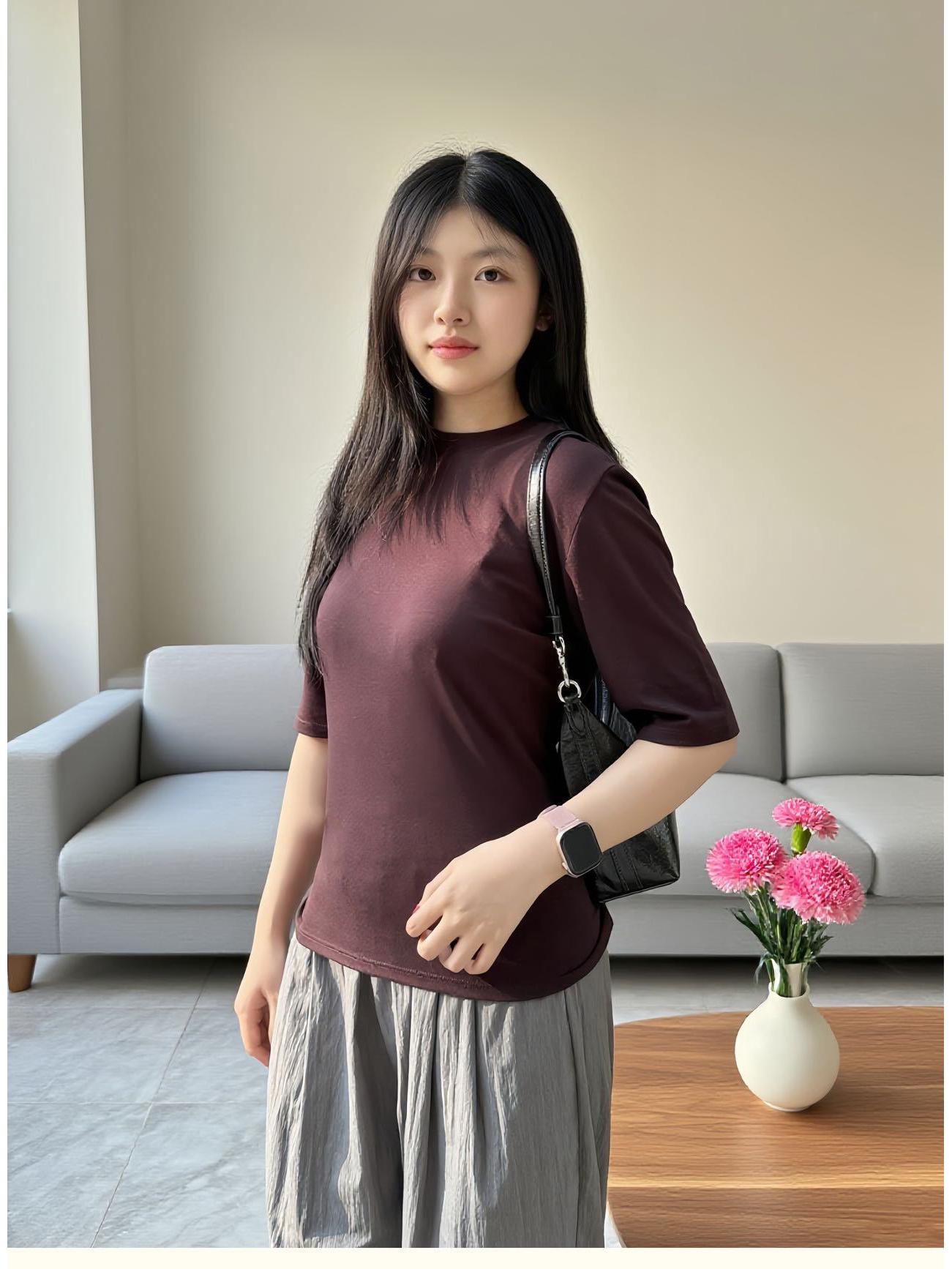 

Женская модальная футболка с рукавом до середины предплечья, круглым вырезом, свободного кроя - Коллекция Осень/Зима M