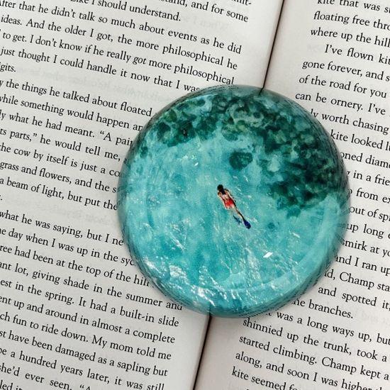 Paperweight Sea Snorkeling Glass Paperweight, Sparkling Waves