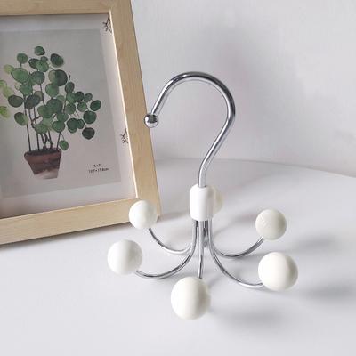 Six Claws Hook Wardrobe Sling Underwear Storage God 360 ° Rotatable Bag Hat Storage