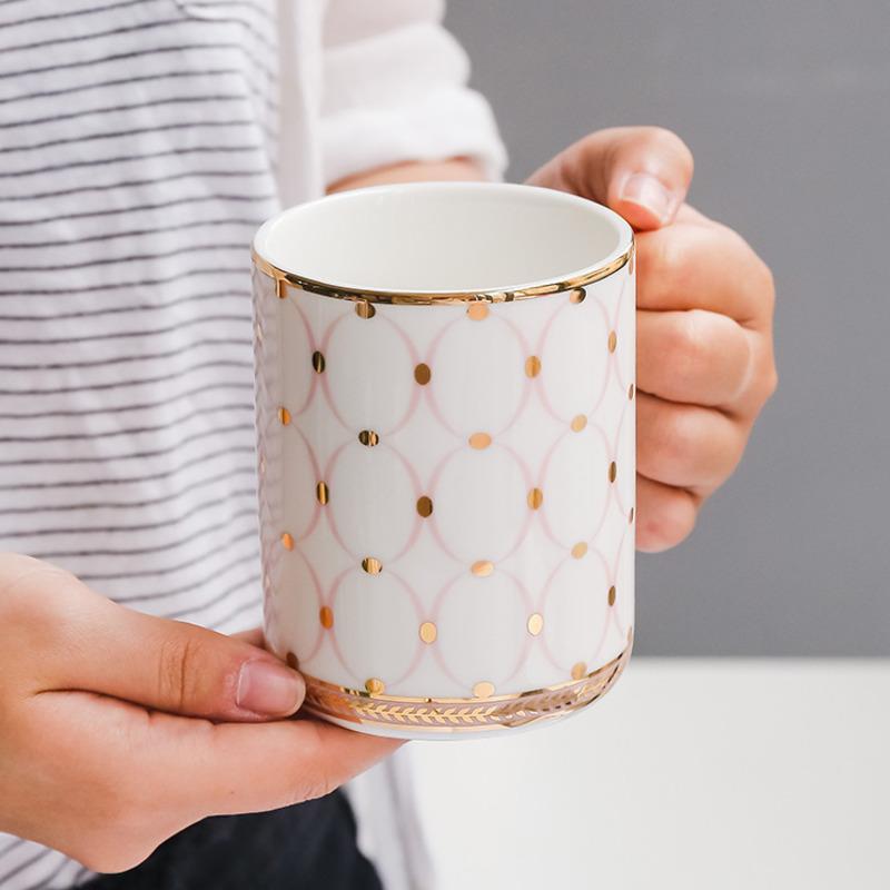 Taza de Café de Cerámica Dorada de Lujo Geometría Nórdica Taza de Café Dorada Desayuno Leche Agua Taza Regalos Creativos para Parejas Vajilla 350ml