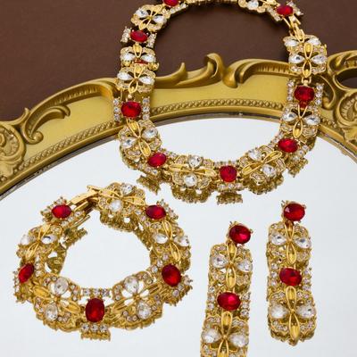 Medieval French Fashion Court Style Hollow Set Gem Stud Earrings Necklace Retro Feeling Light Luxury Private Order Medieval