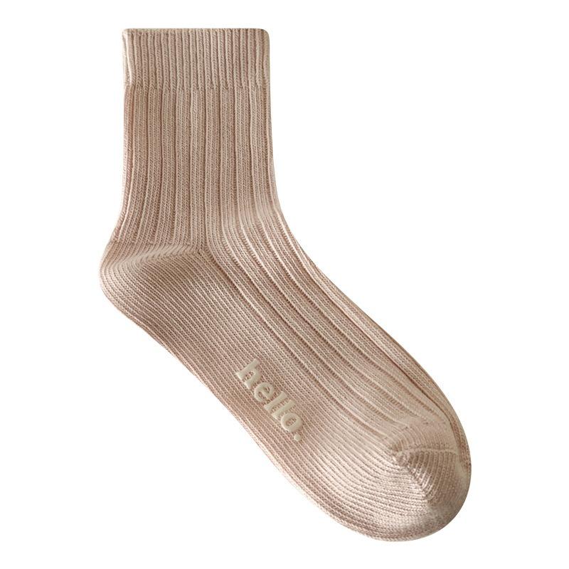 5 Pairs of New and Fresh Mid Calf Cotton Socks for Women In Autumn and Winter