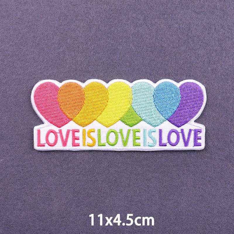 Outdoor Iron On Patches For Clothes Rainbow Heart Embroidered Patches For Clothing Thermoadhesive Patches On Clothes Stripe DIY