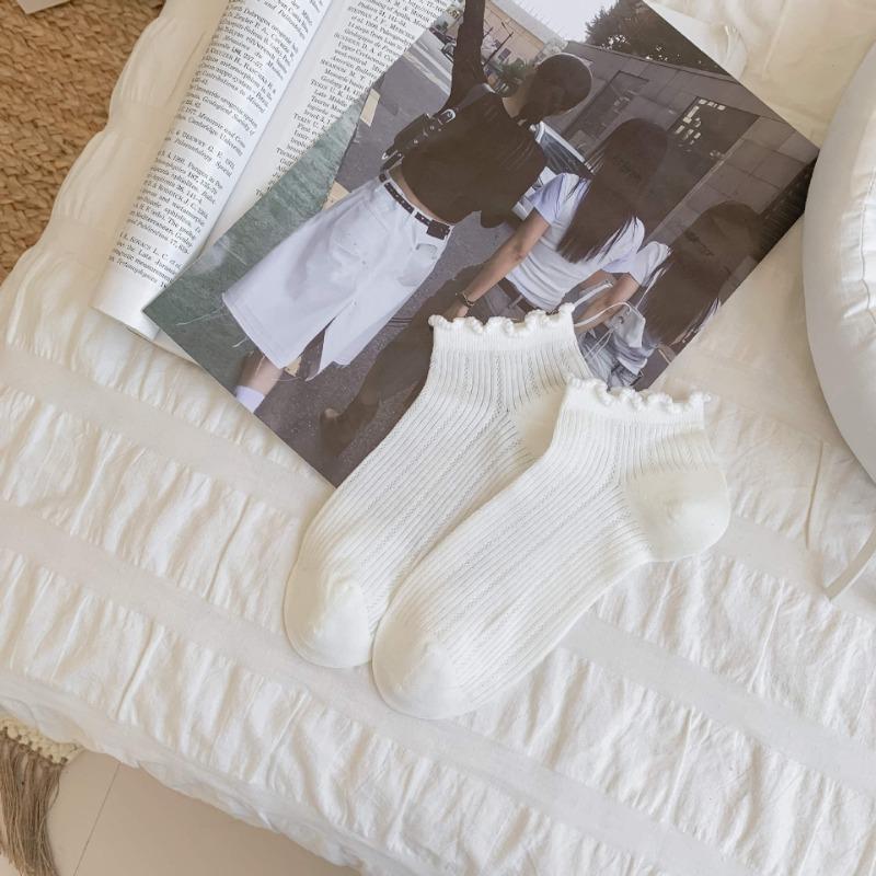 Female Summer Thin Cotton Pure Color Lovely Lace Mesh Breathable Low Top Boneless Socks