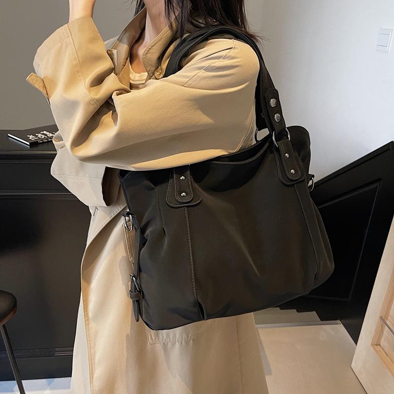Large Capacity Bag 2025 Trendy New Bag Women's Bag Fashion Versatile Messenger Bag Casual Shoulder Tote Handbag