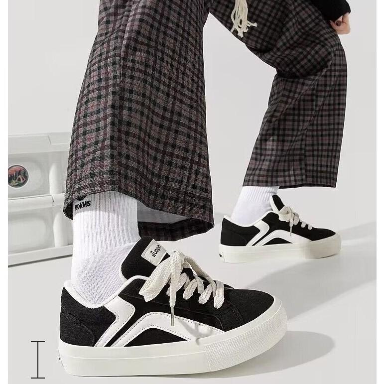 Canvas Shoes Women's Soft Leather 2025 Summer New Niche Design Sense Versatile Ins Internet Celebrity White Shoes Casual Board Shoes