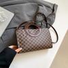 Large-capacity Retro Handbag, High-end Summer New Printed Personalized Fashion Shoulder Messenger Bag
