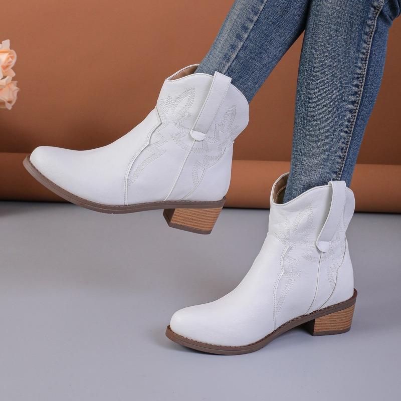 Fashion Women's Boots Luxury Pointed Leather Boot Retro Embroidery Western Cowboy Boots for Women Chunky Heels Knight Boots Ankle Botas