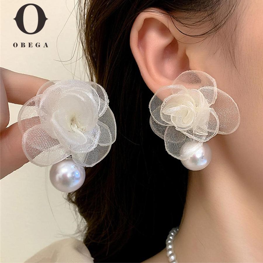 

Obega Exquisite White Flower Imitation Pearl Dorp Earrings Stud For Woman Sweet Lace Earrings Post Chic Wedding Jewelry