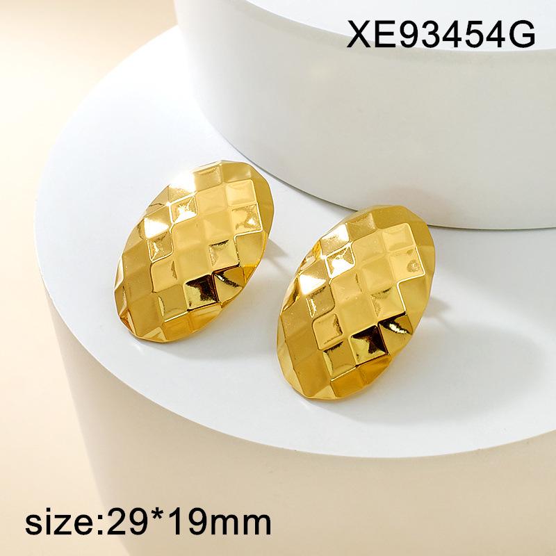 Gold Plated Geometric Heart Stud Earrings for Women - Titanium Steel, Light Luxury Ear Jewelry