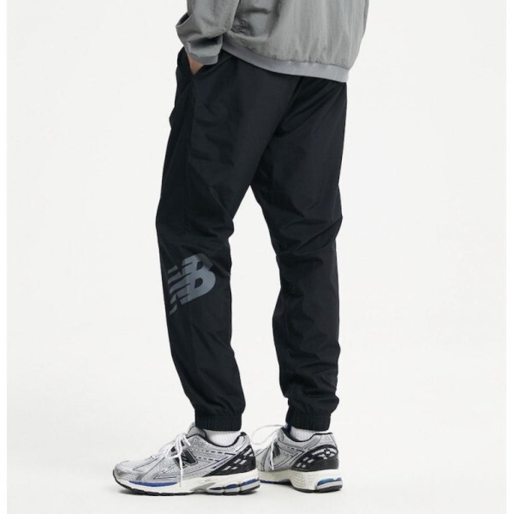 New Balance Pantaloni țesuți Tenacity pentru bărbați, model S, B1 nbntd4S081, talie mică