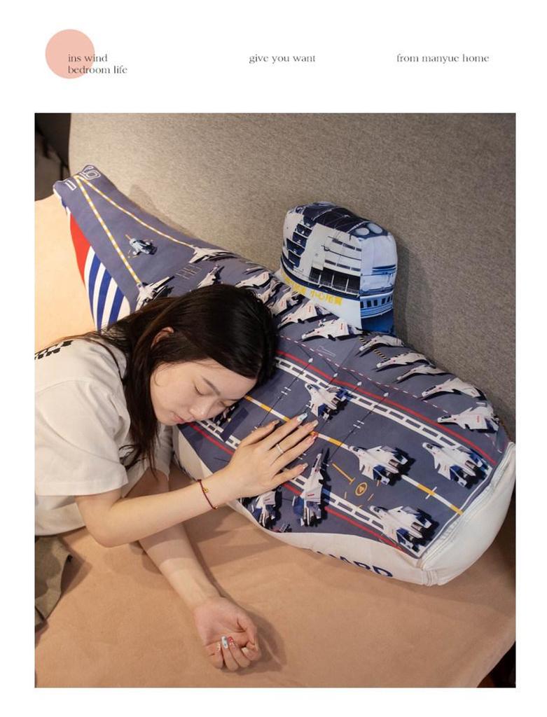 Uçak Peluş Uyku Yastığı ve Battaniye Seti - Ofis veya Ev Yastığı