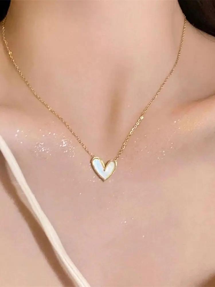 INS Acrylic Shell Love Heart Pendant Necklace Simple Gold Color Clavicle Chain Necklace for Women Fashion Women Zircon Gift