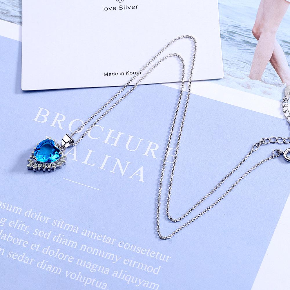 Women's Korean Fashion Blue Diamond Pendant Necklace, Short Clavicle Copper Chain DZ445