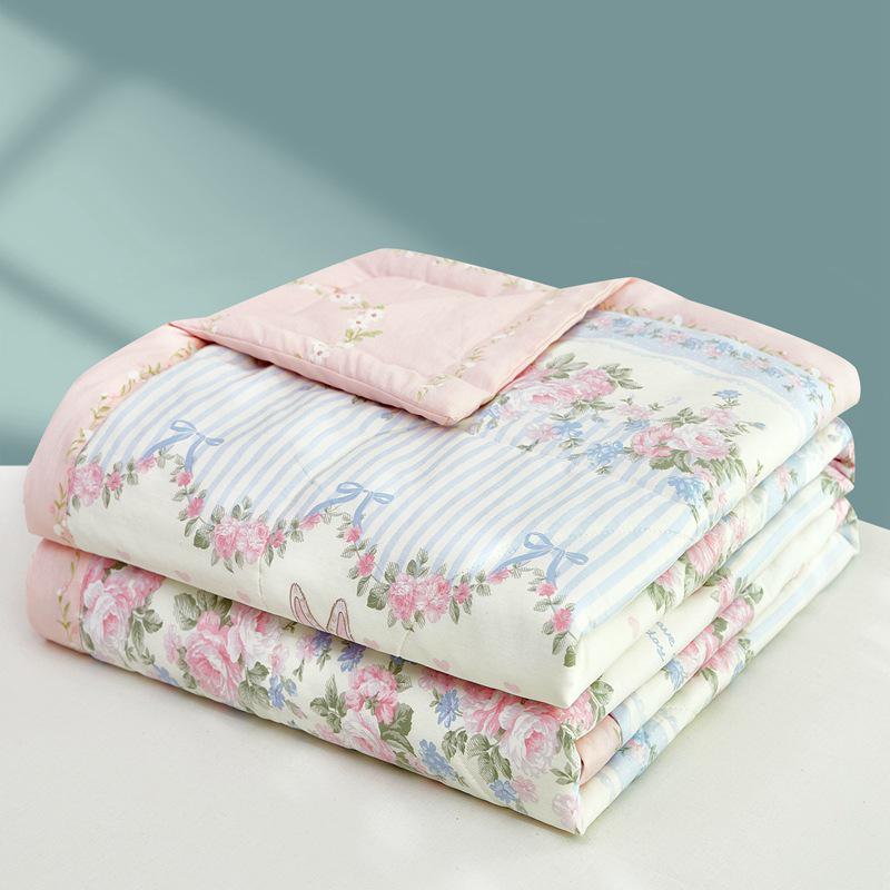 Summer Cool Cotton Quilt: Lightweight, Printed, for Double or Single Bedding
