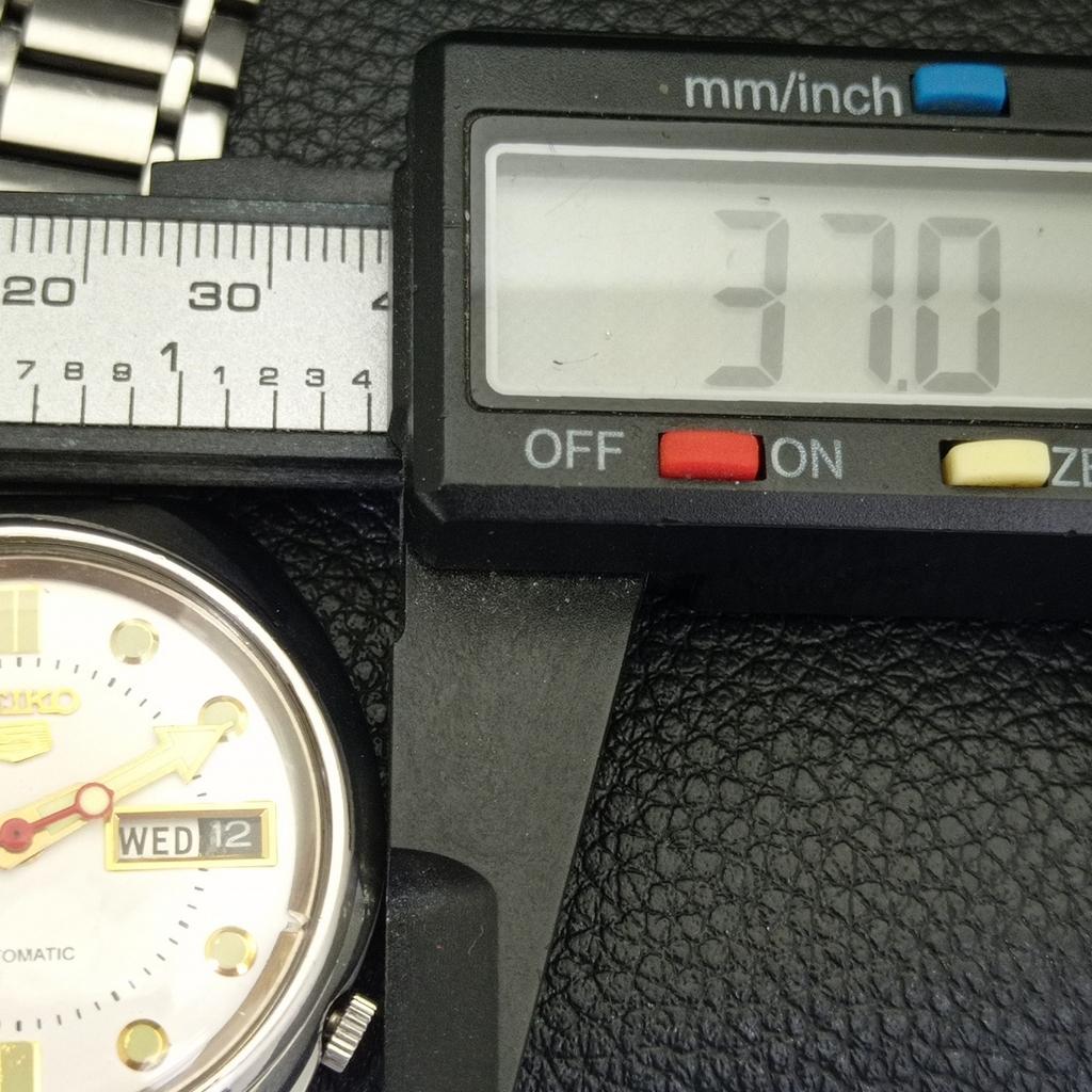 GENUINE VINTAGE SEIKO 5 AUTOMATIC JAPAN 6119C MENS WHITE DIAL WATCH a702401-5 R124-a702401