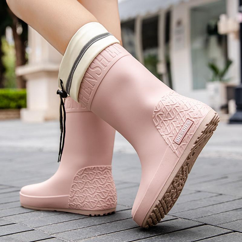 

Fashion Rain Shoes Women Adult Short Water Shoes Anti-slip Rain Boots Outside Water Thickened Kitchen Work Waterproof Simple 36 розовый