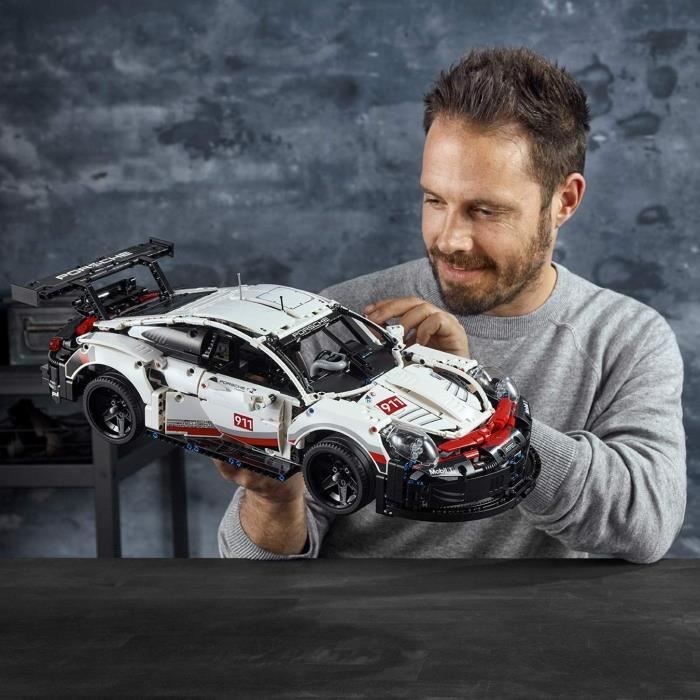 Lego® - voiture de course technic porsche 911 rsr détaillée à construire - modèle de collection - 42096